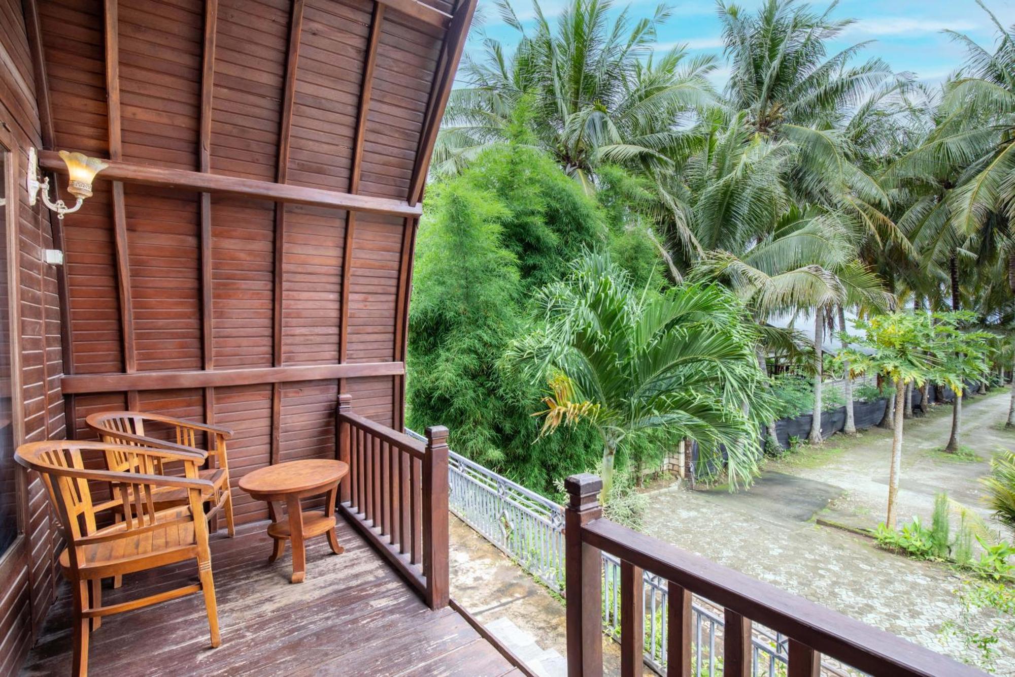 Coconut Hill Cottage Batununggul Екстериор снимка